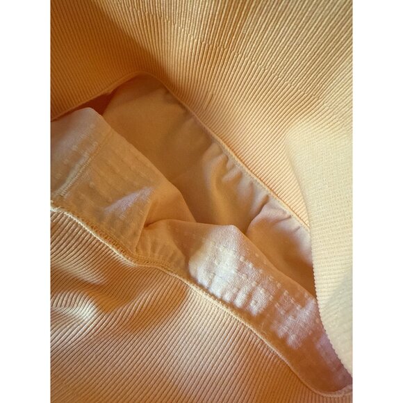 Gymshark Ladies Womens Small Gold Seamless Workout Shorts - Picture 10 of 13